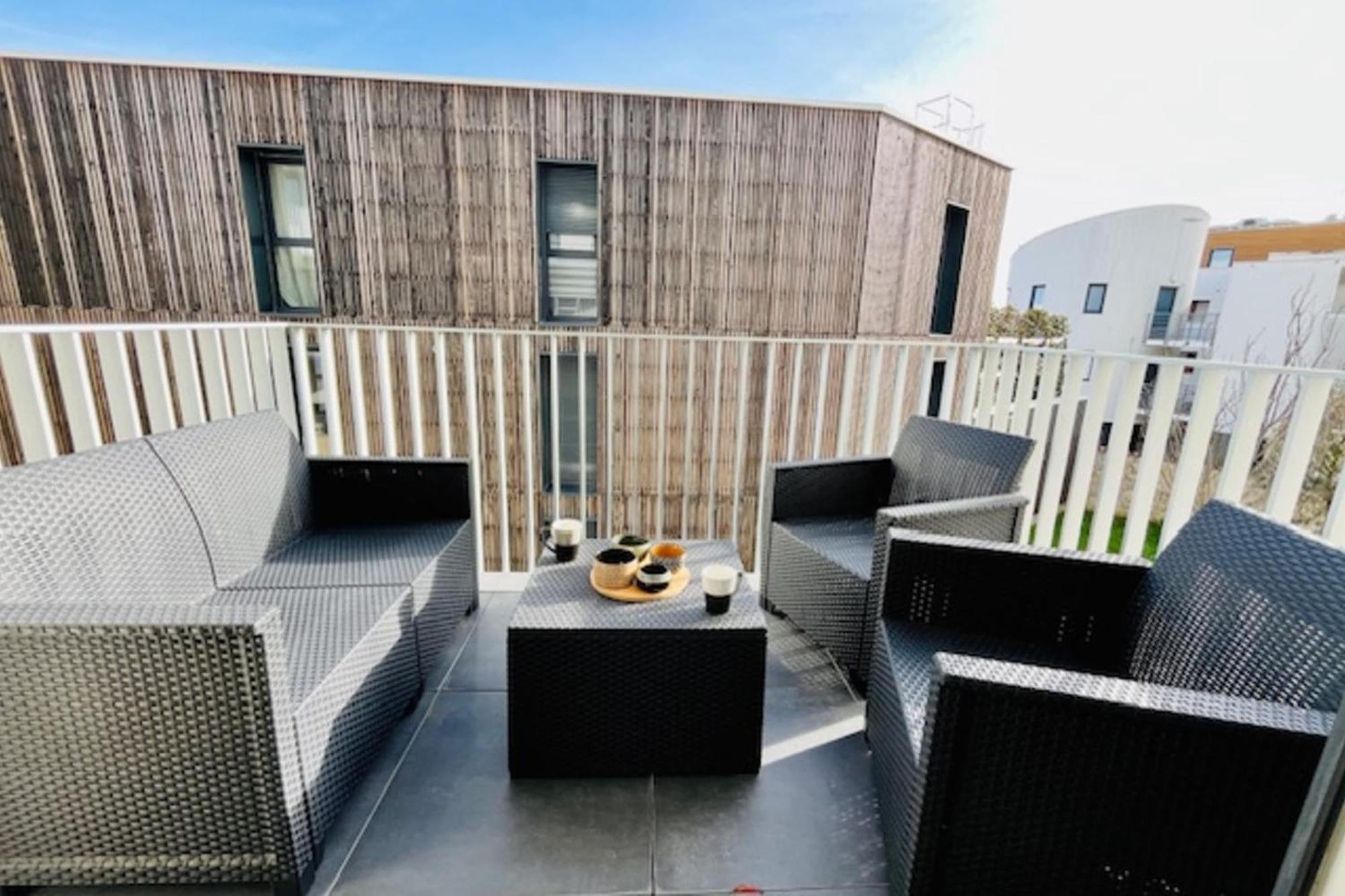 Appartement Charming New Flat With Balcony à La Rochelle  Extérieur photo